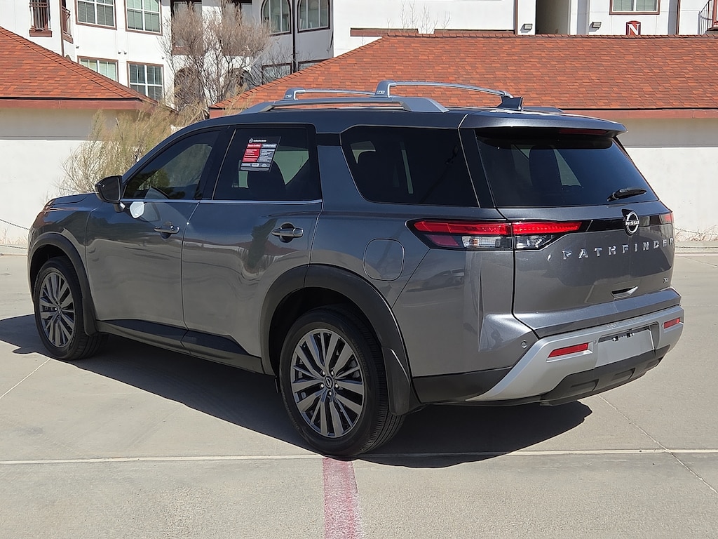 Used 2024 Nissan Pathfinder SL (A9) Front-Wheel Drive