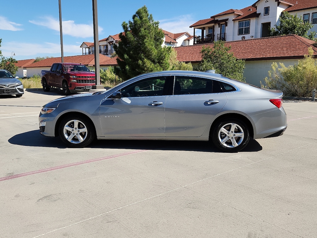 Used 2024 Chevrolet Malibu 1LT Sedan