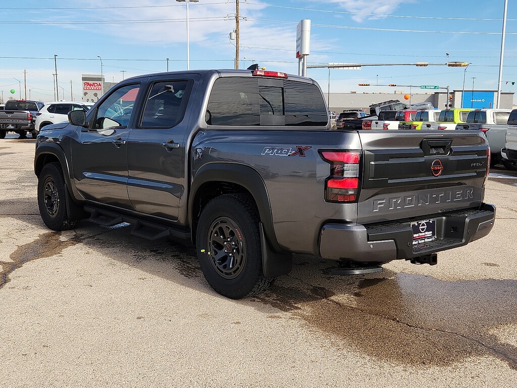 New 2026 Nissan Frontier PRO-X 4x2 Crew Cab 5 ft. box 126 in. WB