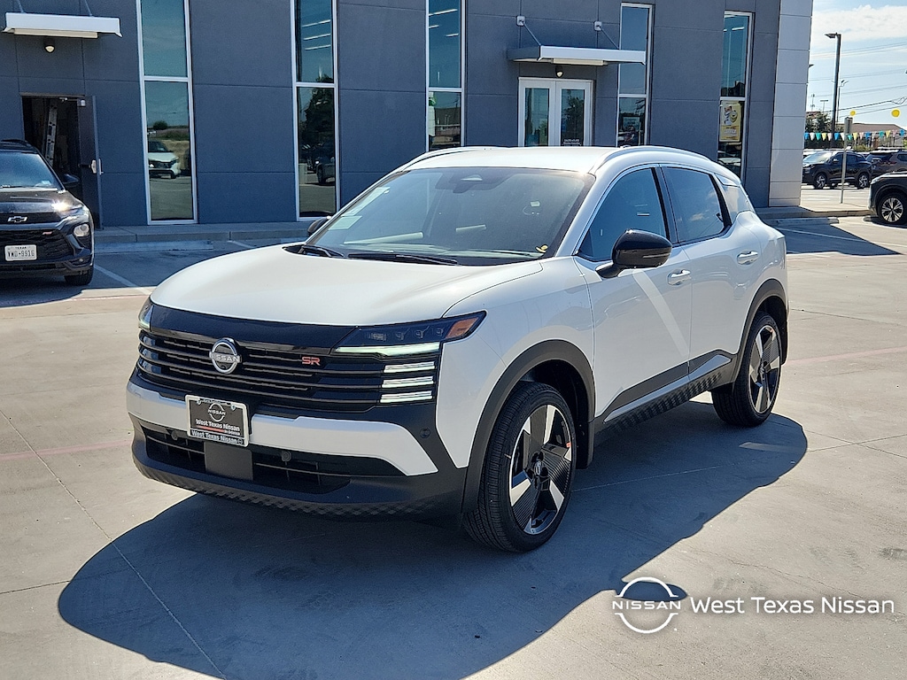 New 2026 Nissan Kicks SR Front-Wheel Drive