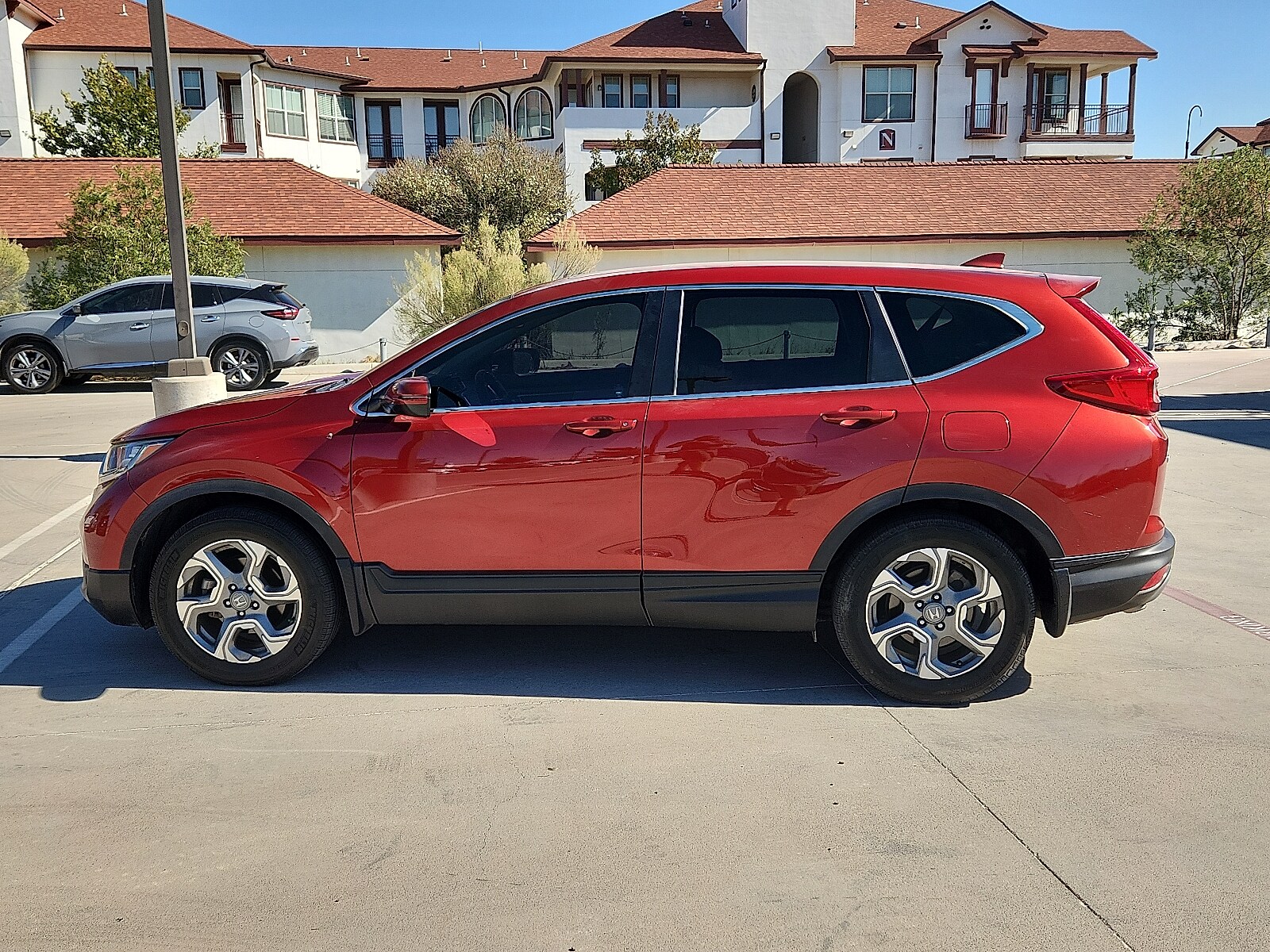 2019 Honda CR-V EX photo 2