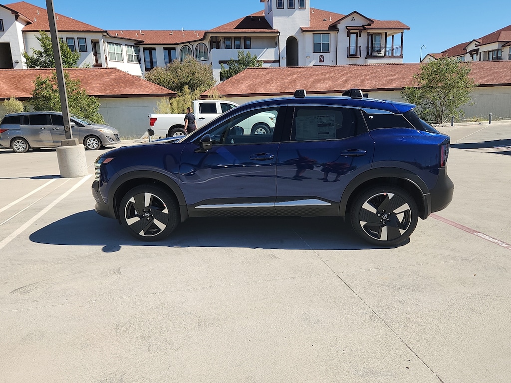 New 2026 Nissan Kicks SR Front-Wheel Drive