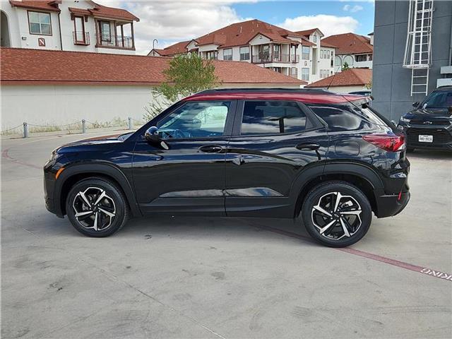 2023 Chevrolet Trailblazer RS photo 2