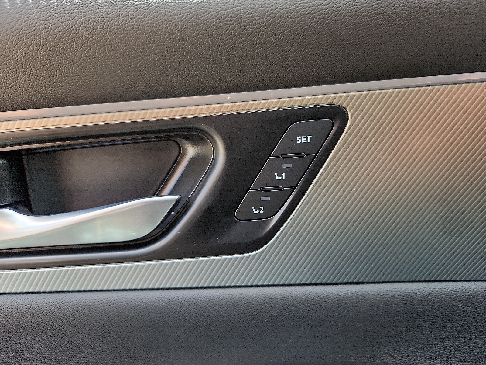 2025 Nissan Murano SL - Photo 15