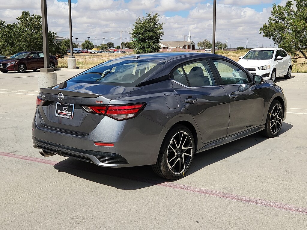 New 2025 Nissan Sentra SR