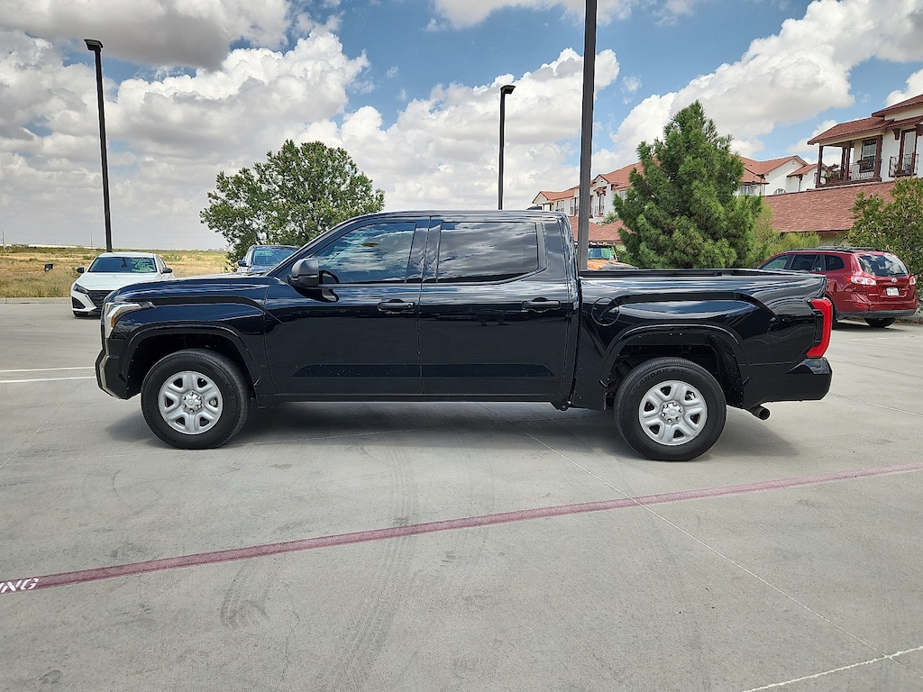 Used 2024 Toyota Tundra SR (A10) 4x4 CrewMax 5.5 ft. box 145.7 in. WB