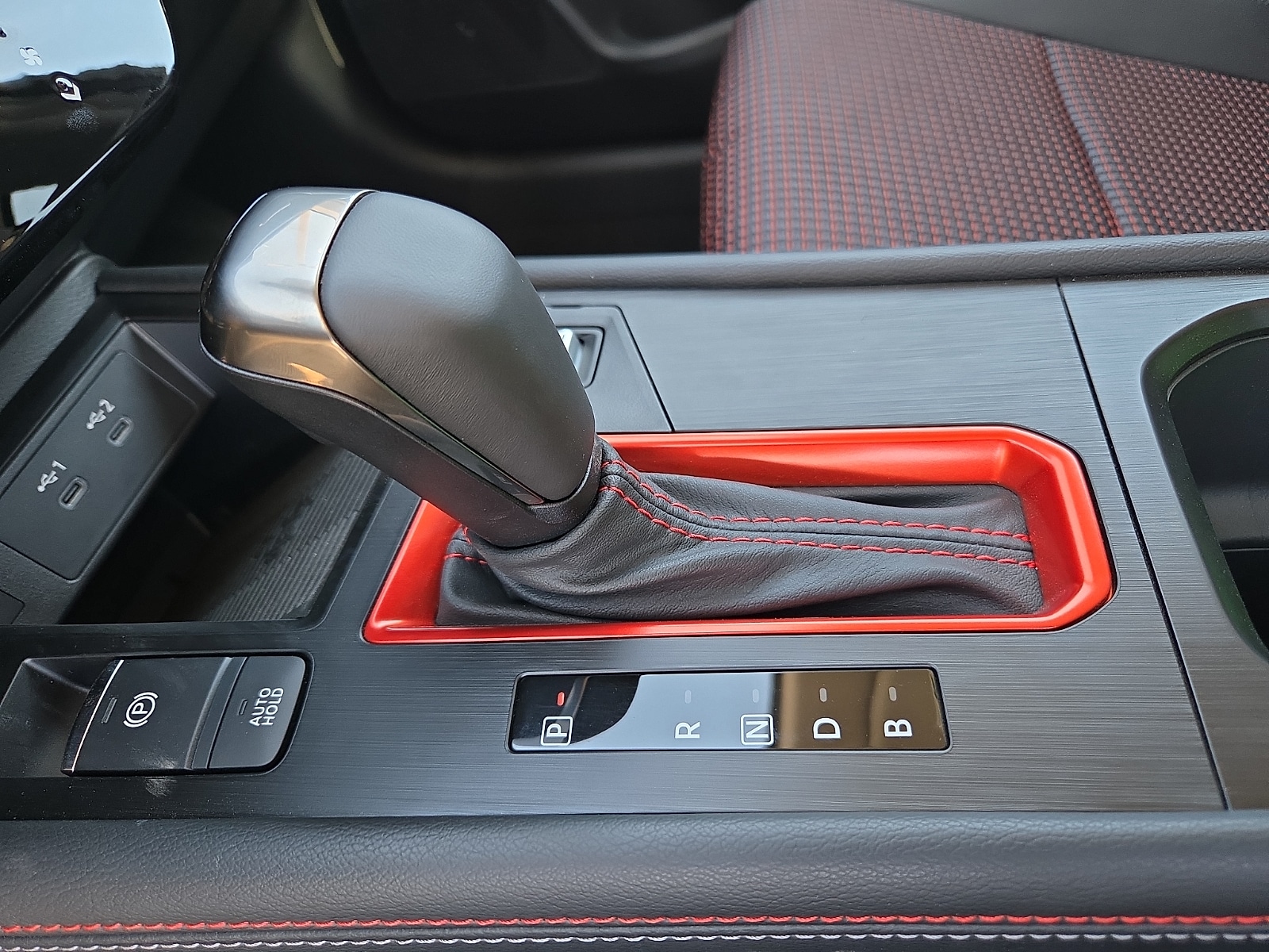 2026 Nissan KICKS SR - Photo 17
