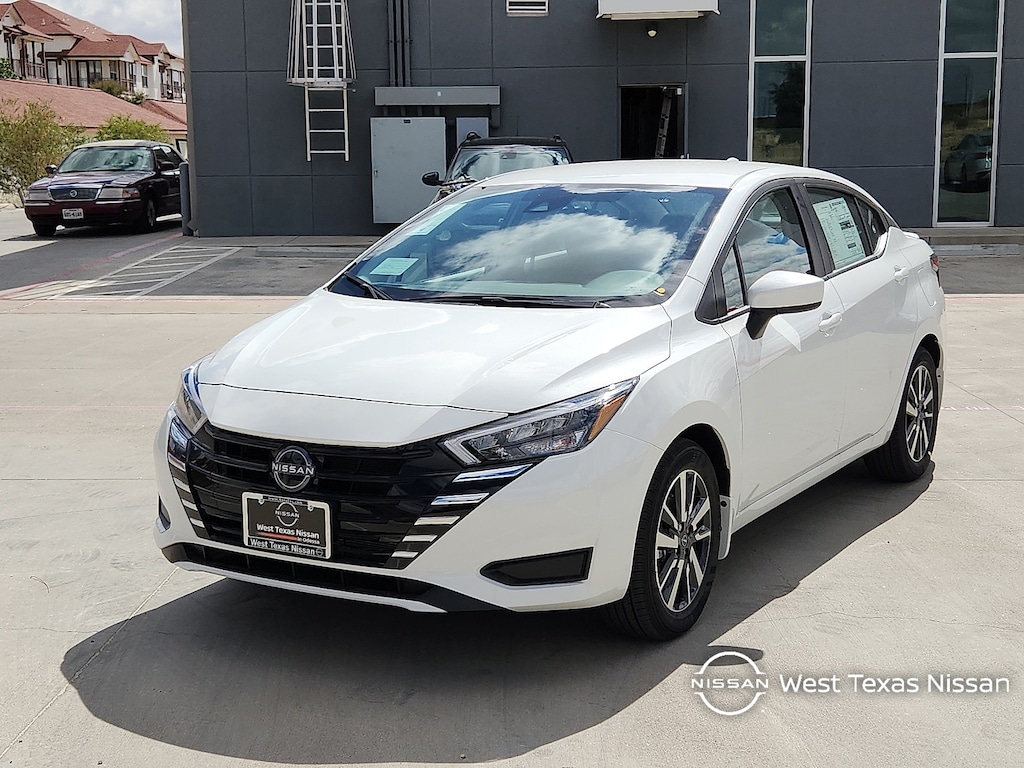 New 2025 Nissan Versa 1.6 SV