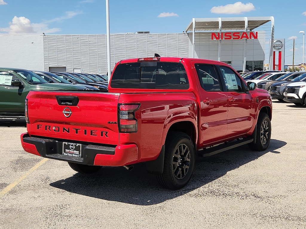 New 2026 Nissan Frontier SV 4x4 Crew Cab 5 ft. box 126 in. WB