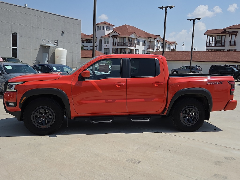 Used 2025 Nissan Frontier PRO-X 4x2 Crew Cab 5 ft. box 126 in. WB