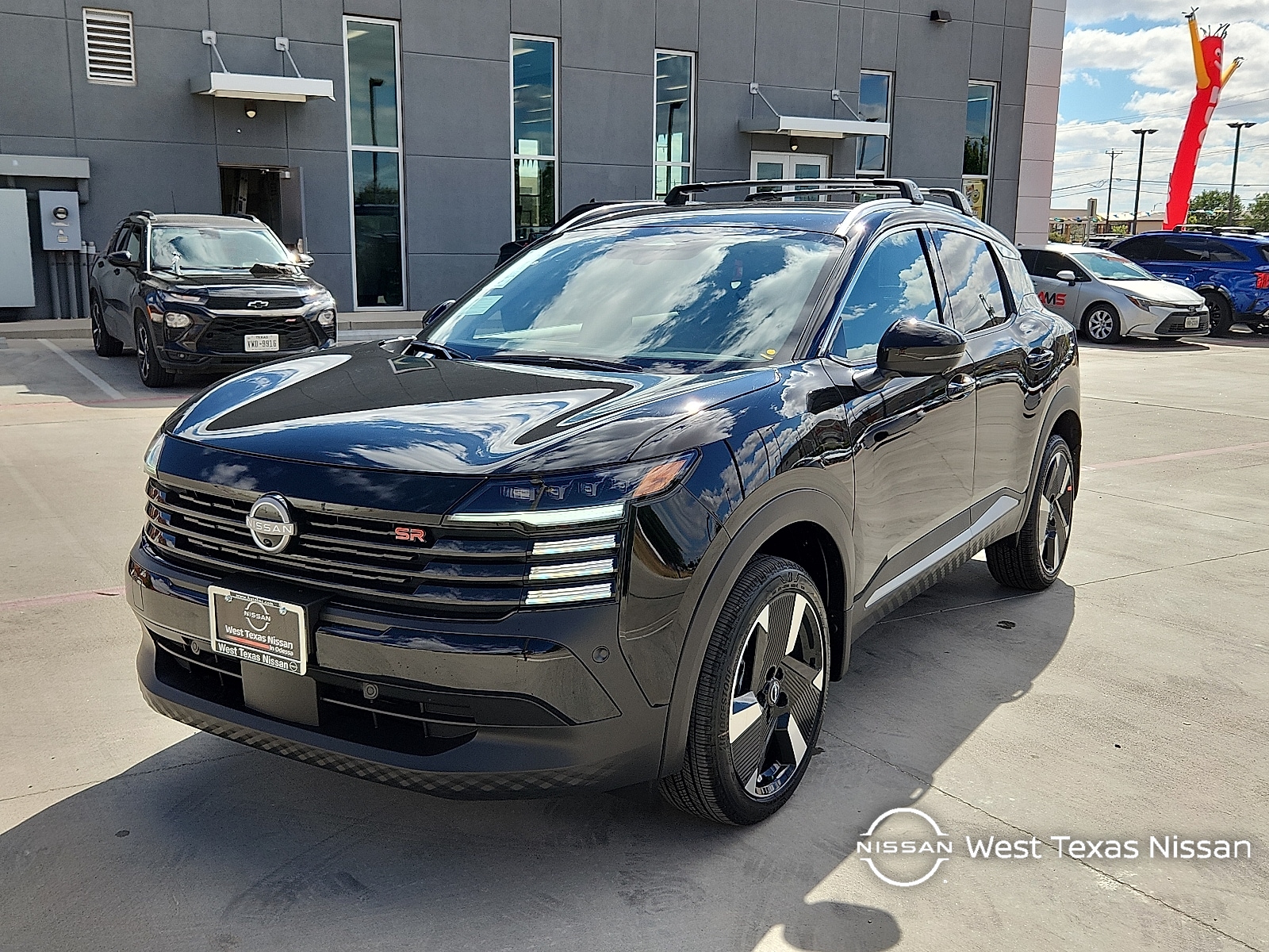 2026 Nissan KICKS SR's photo