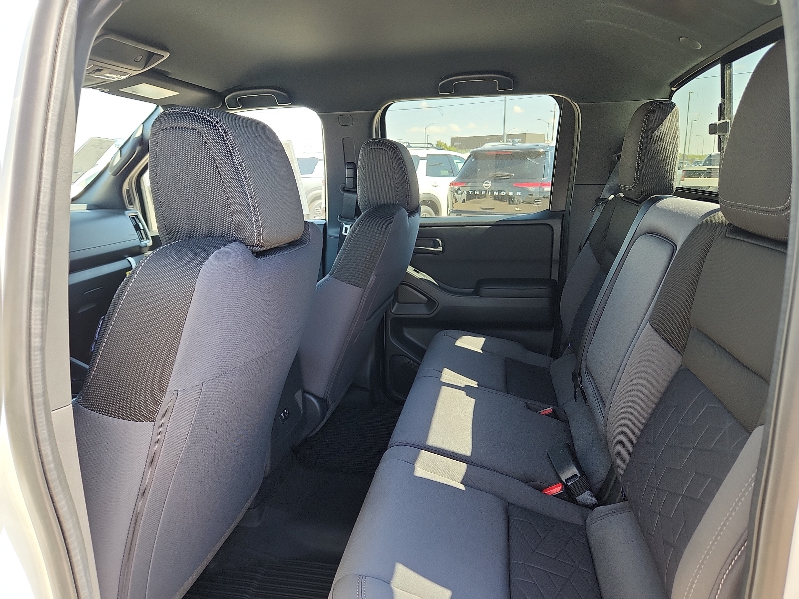 2026 Nissan Frontier SV - Photo 10