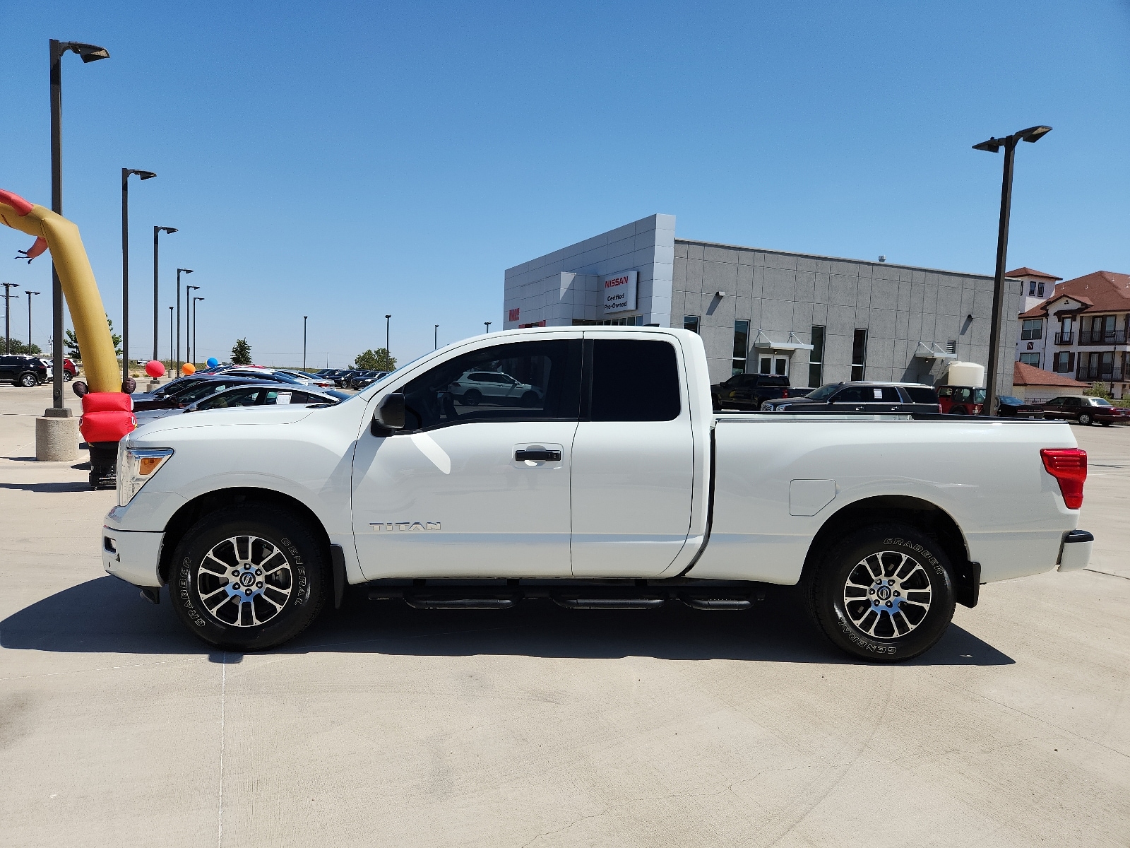 Used 2022 Nissan Titan SV with VIN 1N6AA1CF7NN100630 for sale in Odessa, TX