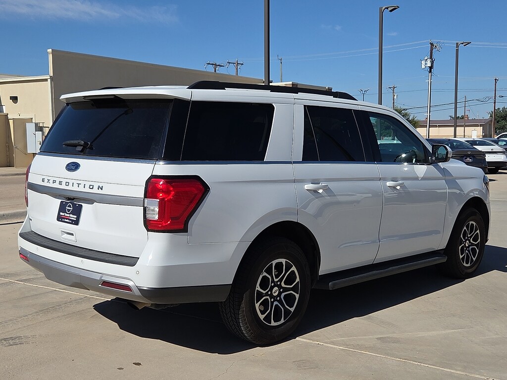 Used 2024 Ford Expedition XLT 4x2