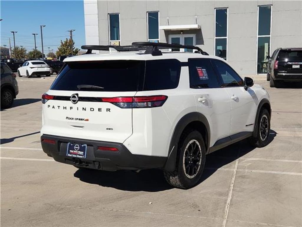 Used 2025 Nissan Pathfinder Rock Creek 4x4