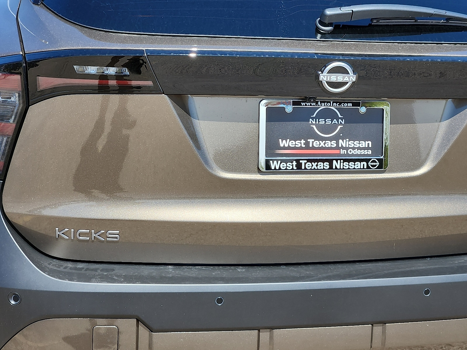 2026 Nissan KICKS SR - Photo 8