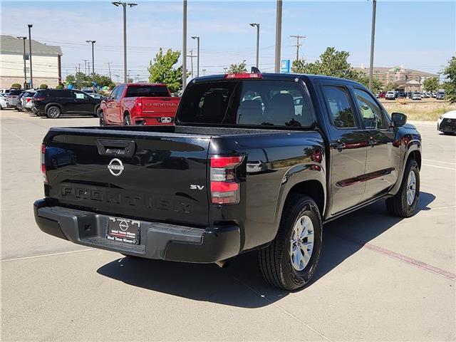 2024 Nissan Frontier SV Crew Cab photo 4