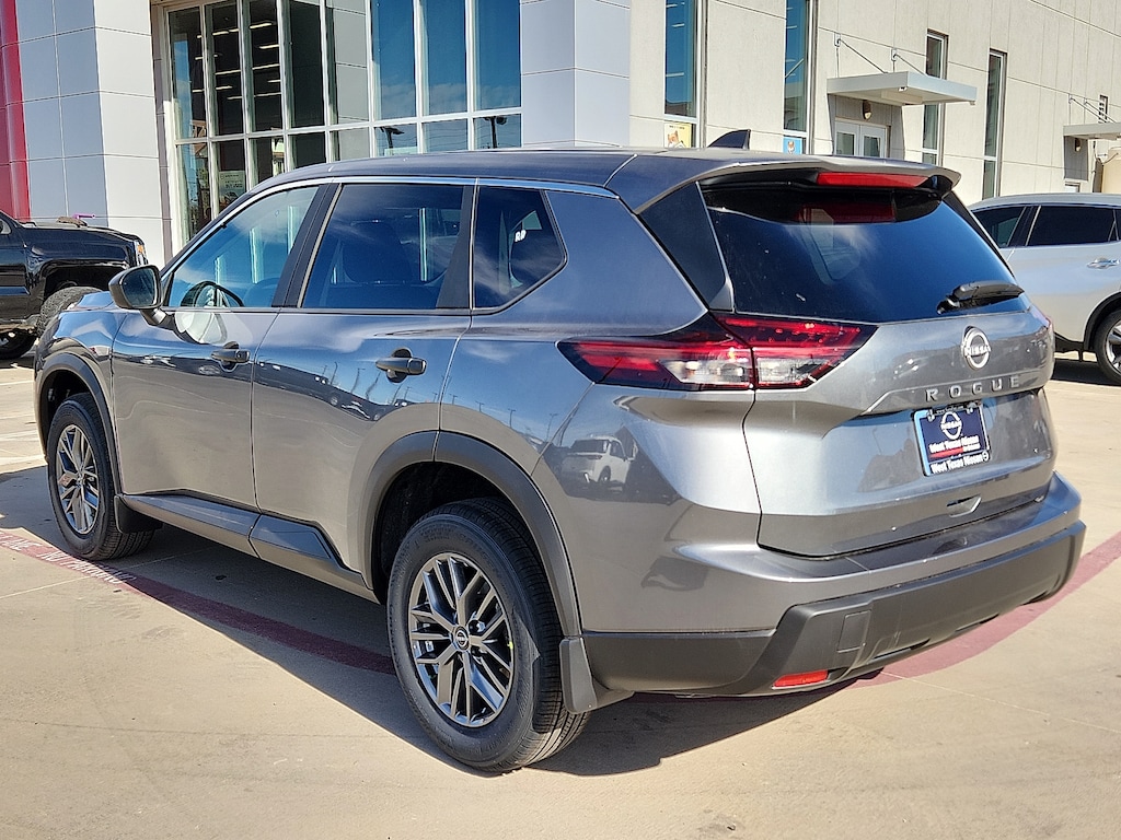 New 2026 Nissan Rogue S Front-Wheel Drive 2026.5