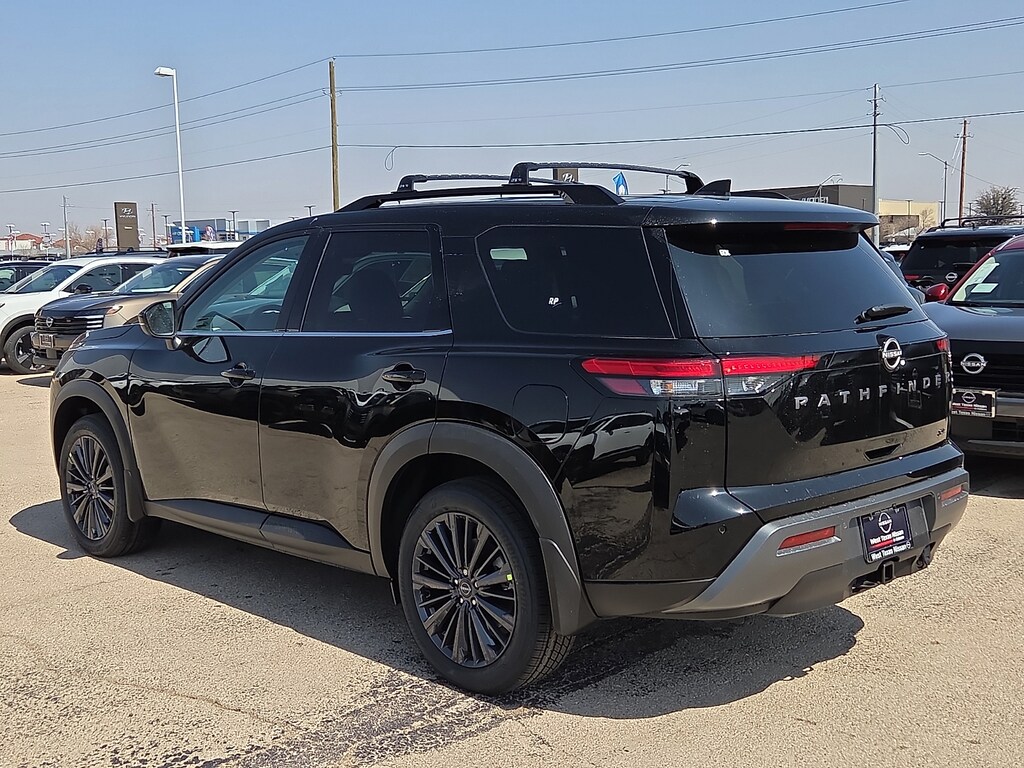 New 2026 Nissan Pathfinder SL Front-Wheel Drive