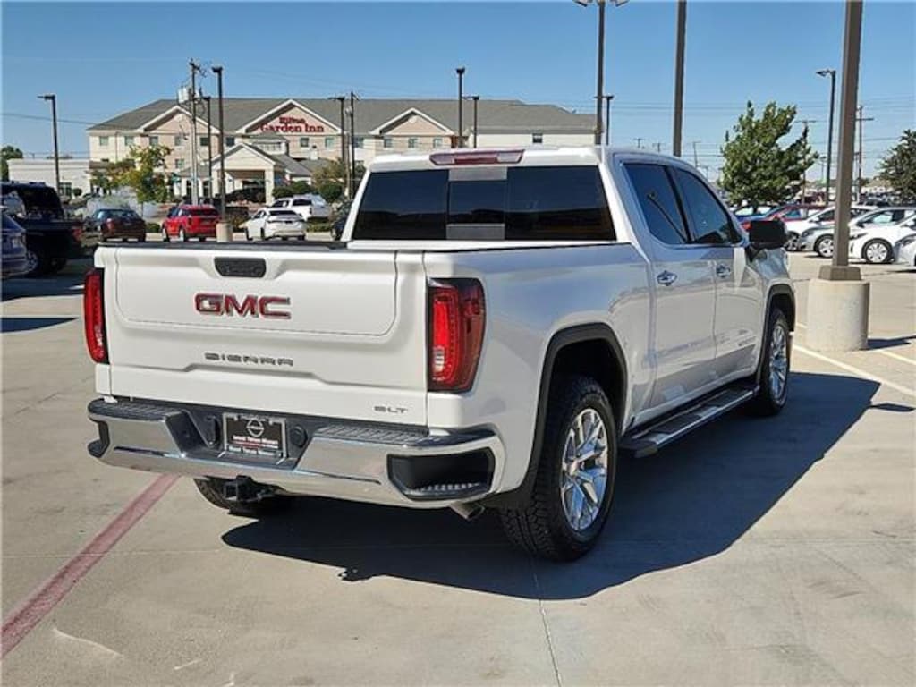 Used 2021 GMC Sierra 1500 SLT 4x2 Crew Cab 5.75 ft. box 147.4 in. WB