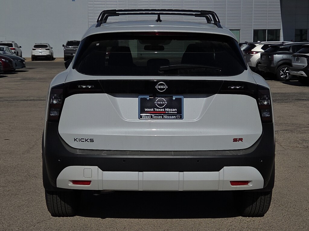 New 2026 Nissan Kicks SR Front-Wheel Drive