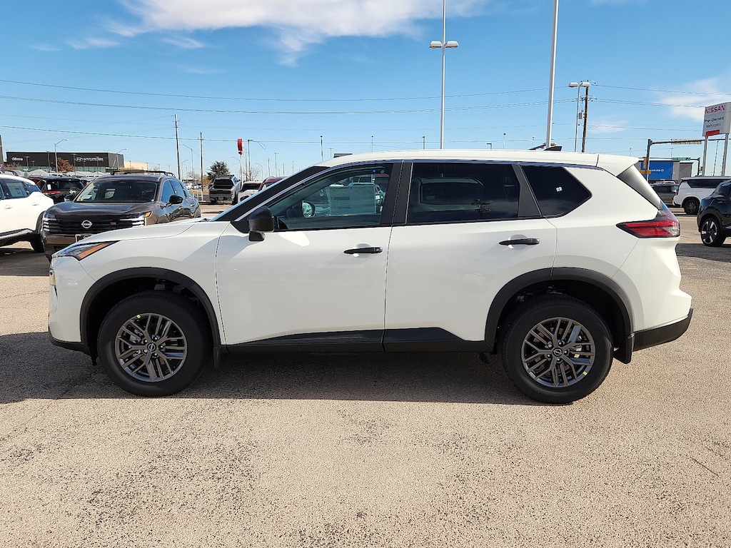 New 2026 Nissan Rogue S Front-Wheel Drive 2026.5