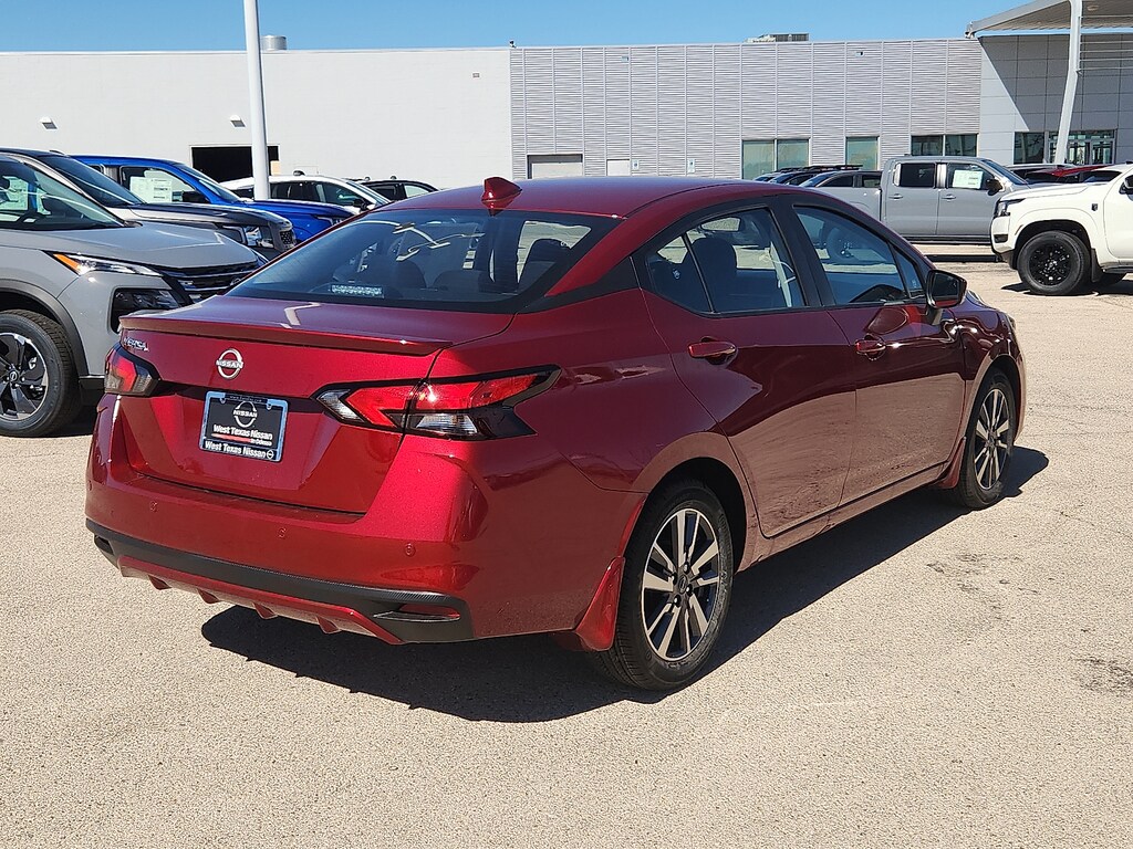 New 2025 Nissan Versa 1.6 SV