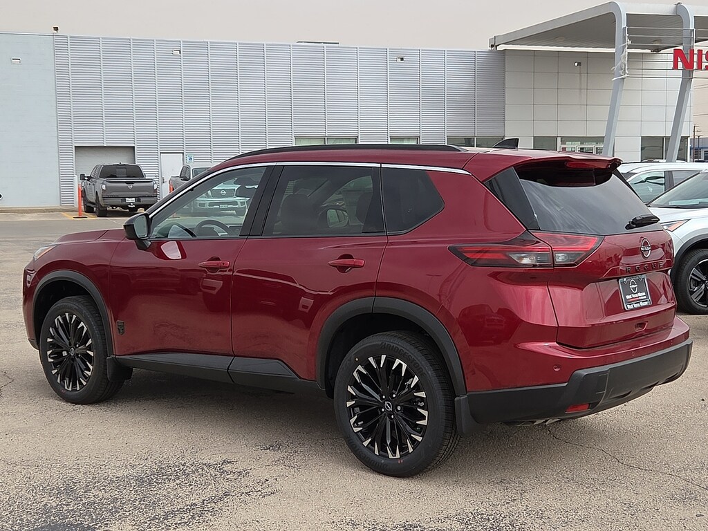 New 2026 Nissan Rogue Dark Armor Front-Wheel Drive 2026.5