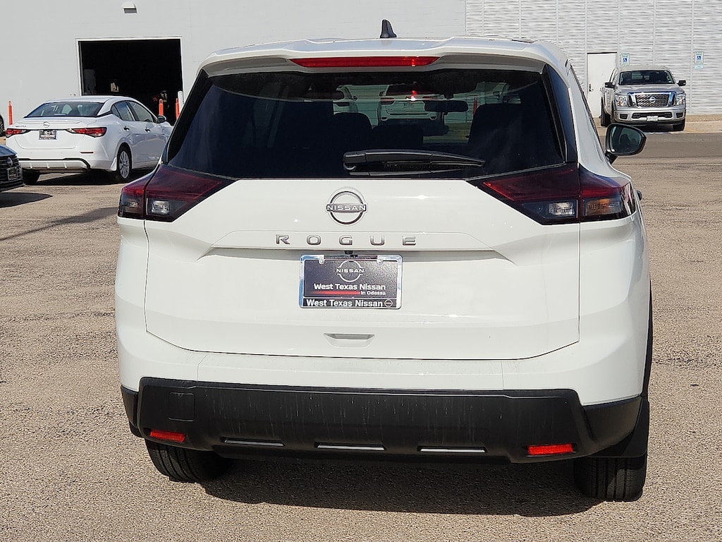 New 2026 Nissan Rogue S Front-Wheel Drive 2026.5