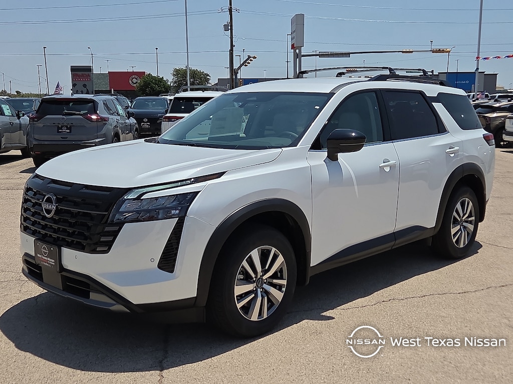 New 2026 Nissan Pathfinder SL Front-Wheel Drive