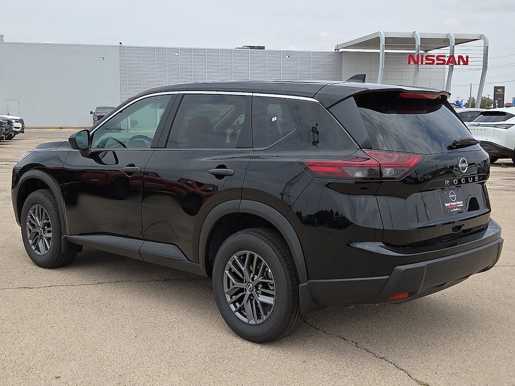 New 2026 Nissan Rogue S Front-Wheel Drive 2026.5