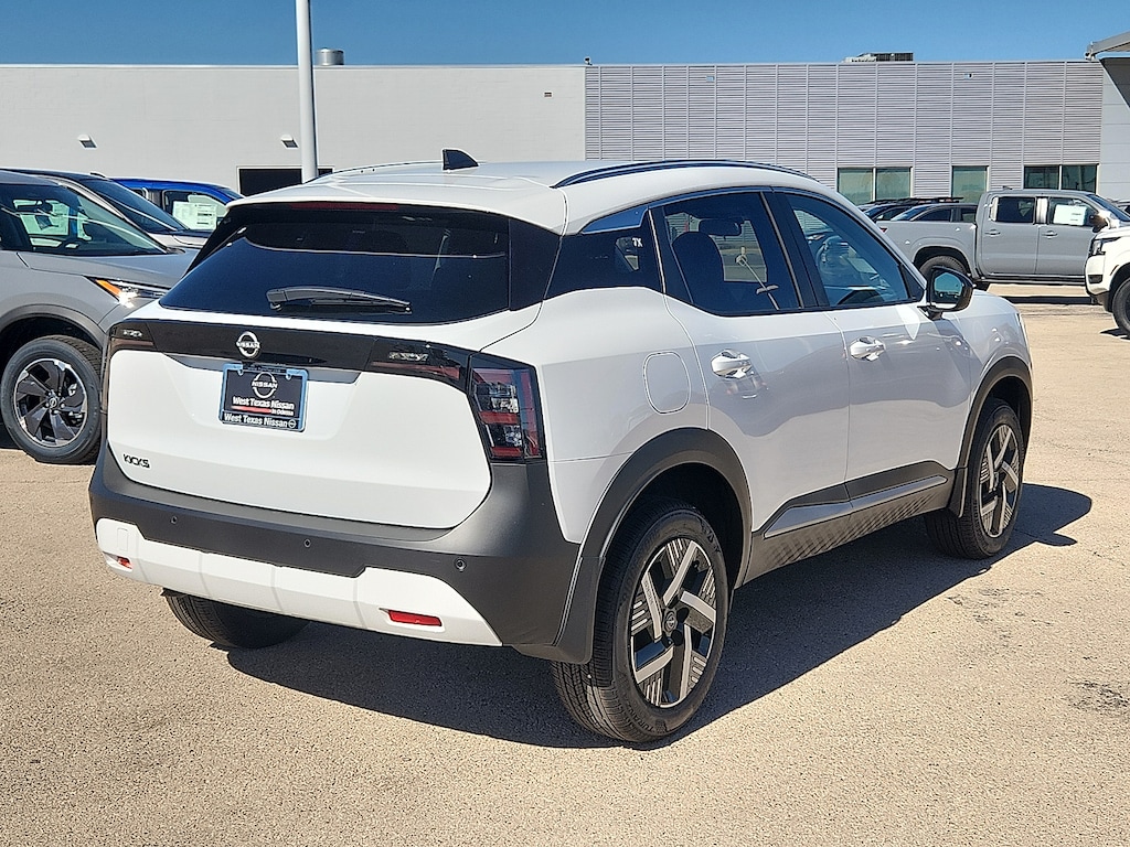 New 2026 Nissan Kicks SV Front-Wheel Drive