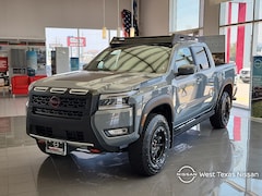 2025 Nissan Frontier PRO-4X 4x4 Crew Cab 5 ft. box 126 in. WB