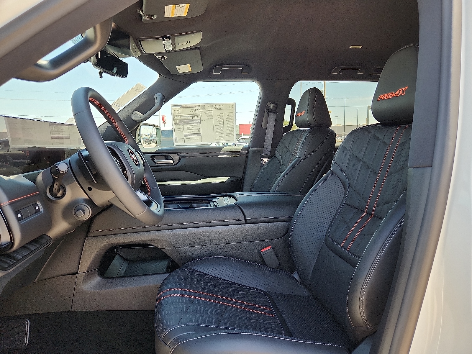 2025 Nissan Armada PRO-4X - Photo 16