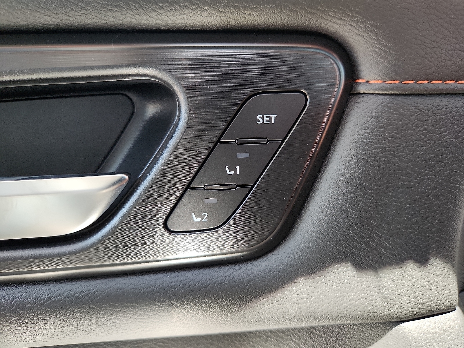 2025 Nissan Armada PRO-4X - Photo 15