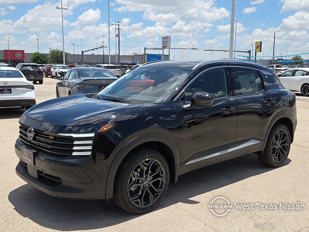 New 2026 Nissan Kicks SR Front-Wheel Drive