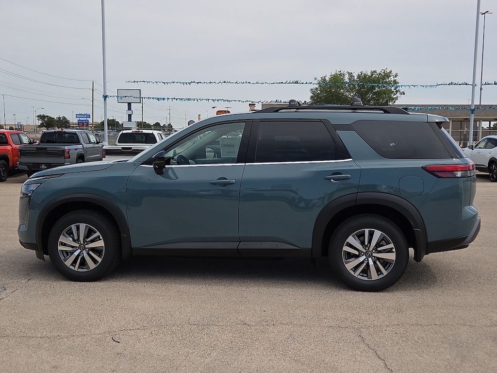New 2026 Nissan Pathfinder SL Front-Wheel Drive