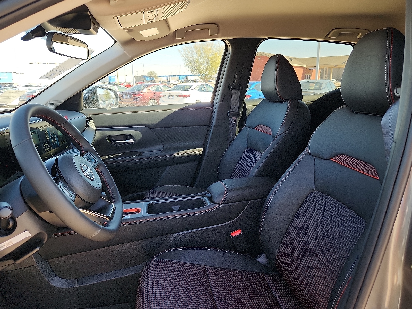 2026 Nissan KICKS SR - Photo 15