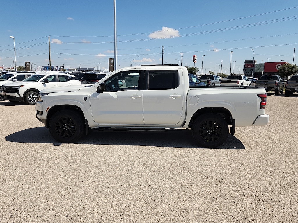 New 2026 Nissan Frontier SV 4x4 Crew Cab 5 ft. box 126 in. WB