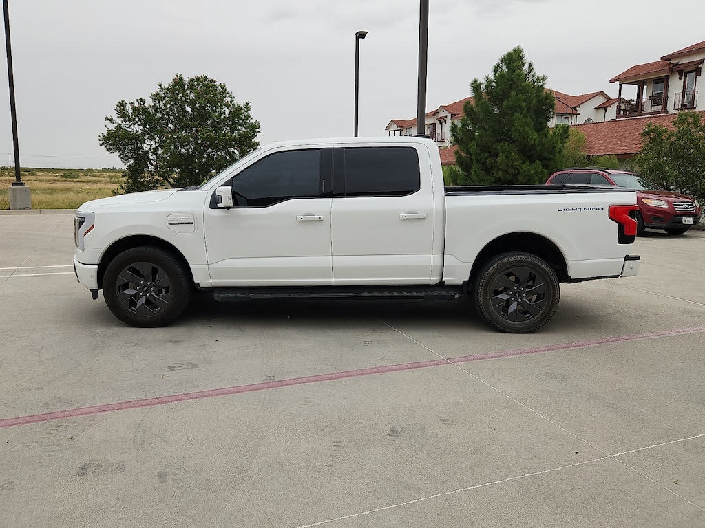 Used 2023 Ford F-150 Lightning Lariat All-Wheel Drive SuperCrew Cab 5.5 ft. box 1