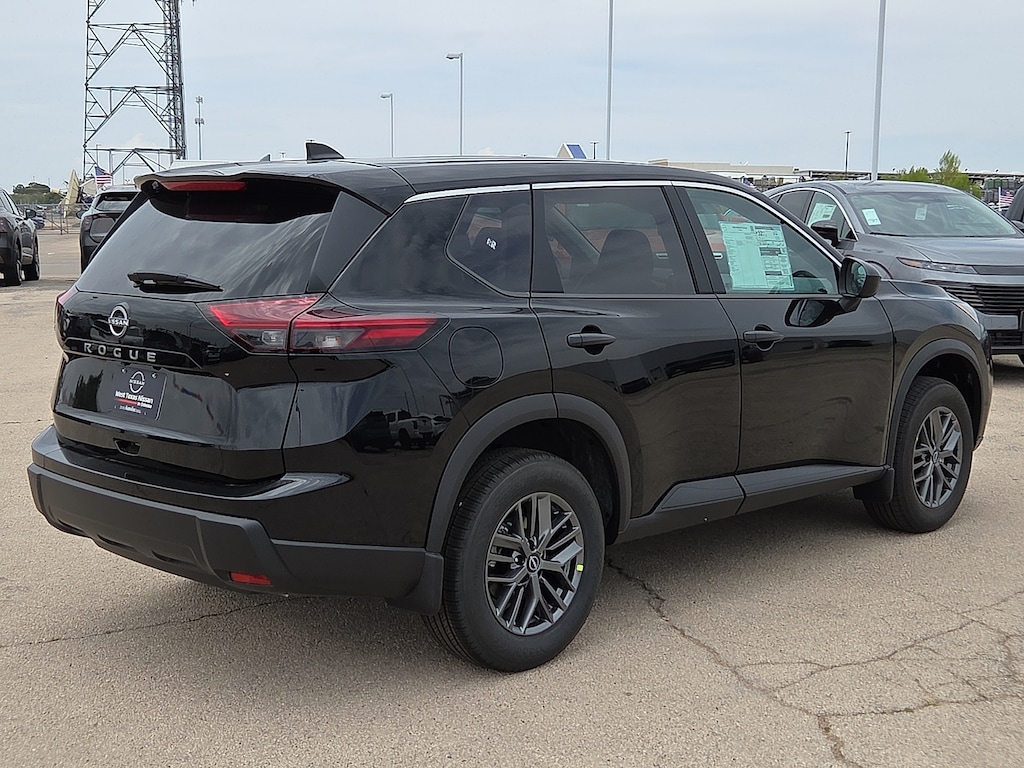 New 2026 Nissan Rogue S Front-Wheel Drive 2026.5