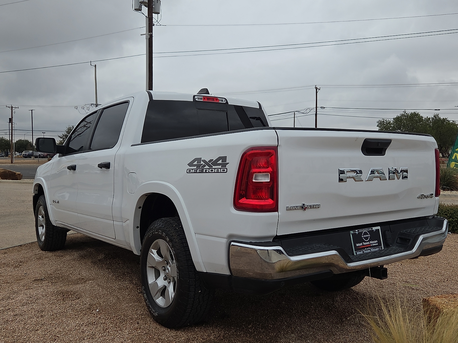 Used 2025 RAM 1500 Big Horn/Lone Star 4x4 Crew Cab 144.5 in. WB