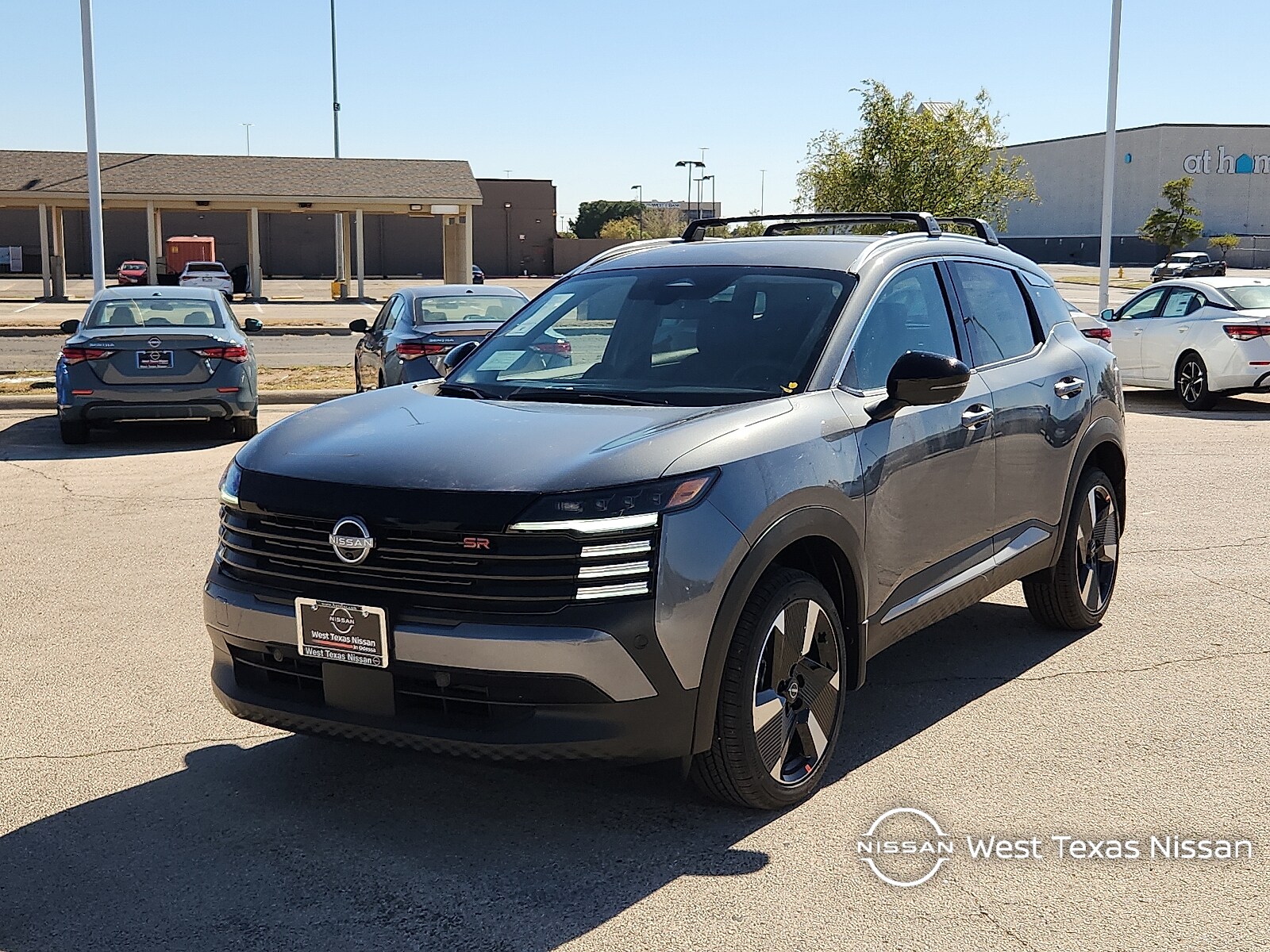 2026 Nissan KICKS SR's photo