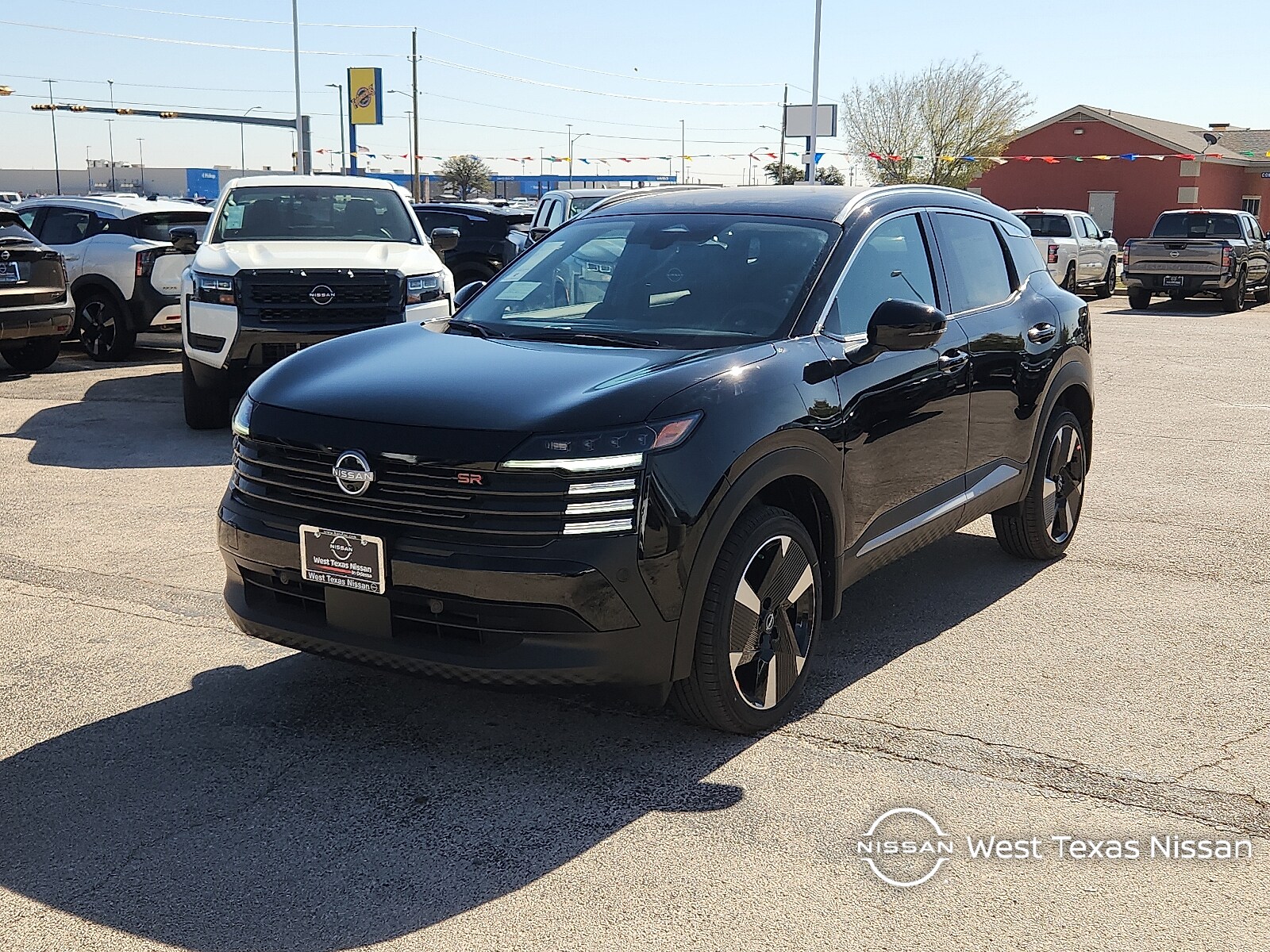 2026 Nissan KICKS SR's photo