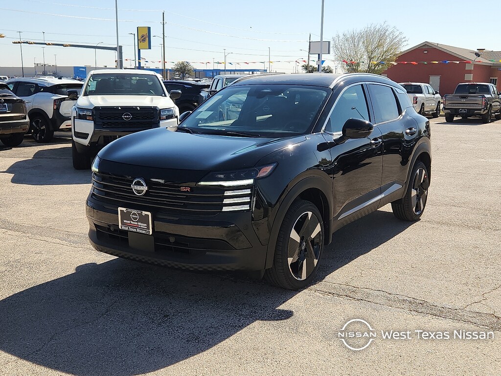New 2026 Nissan Kicks SR Front-Wheel Drive