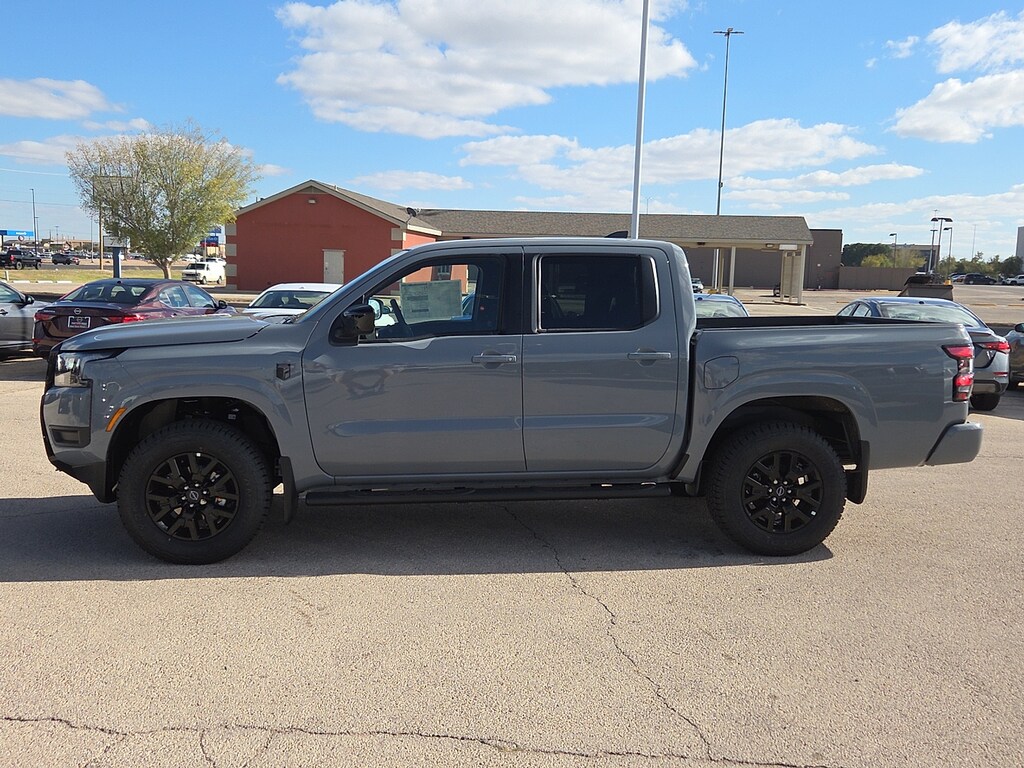 New 2026 Nissan Frontier SV 4x2 Crew Cab 5 ft. box 126 in. WB