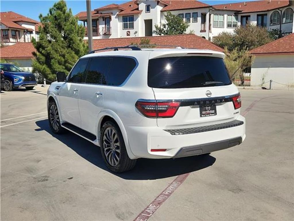 Used 2022 Nissan Armada Platinum 4x2