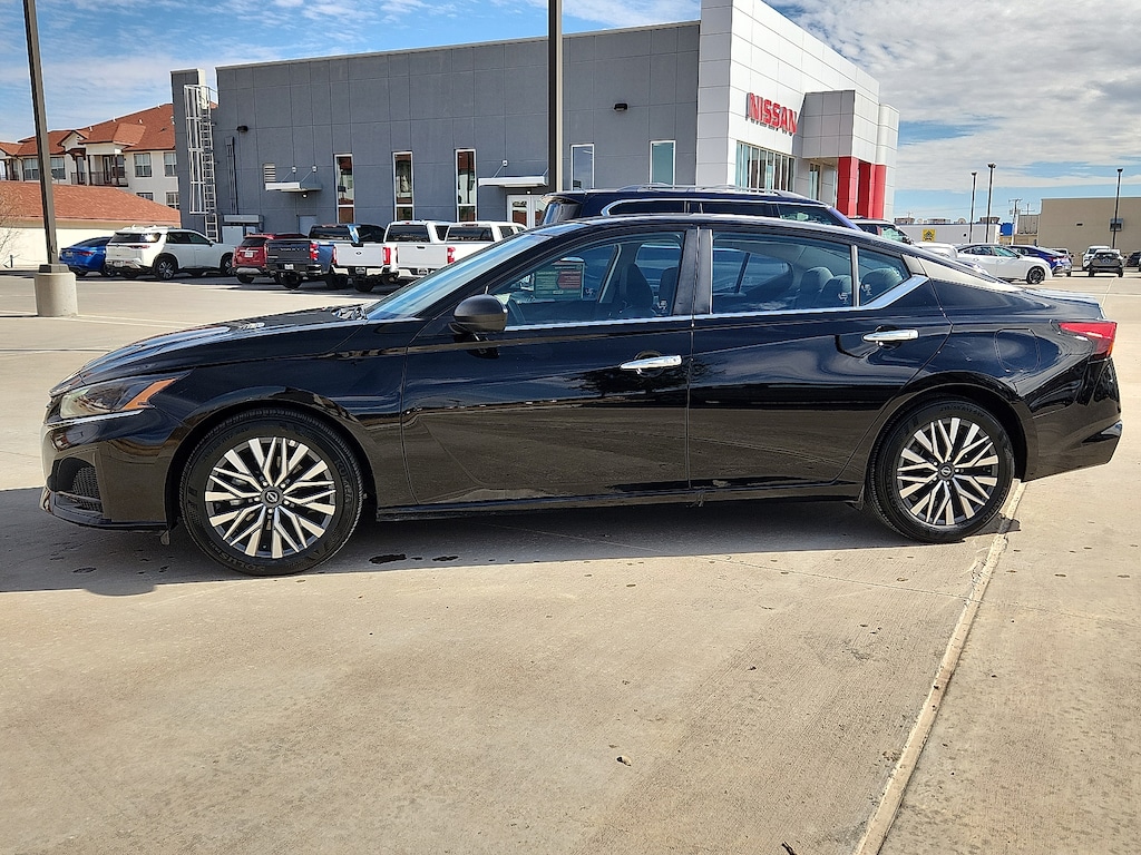 Used 2025 Nissan Altima SV