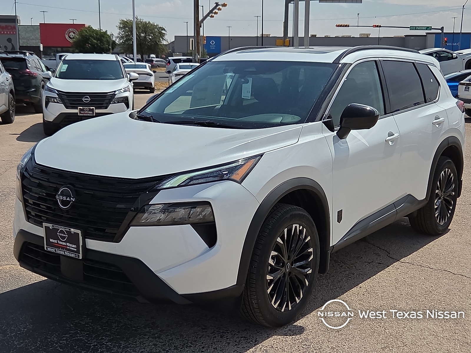 New 2026 Nissan Rogue Dark Armor Front-Wheel Drive 2026.5