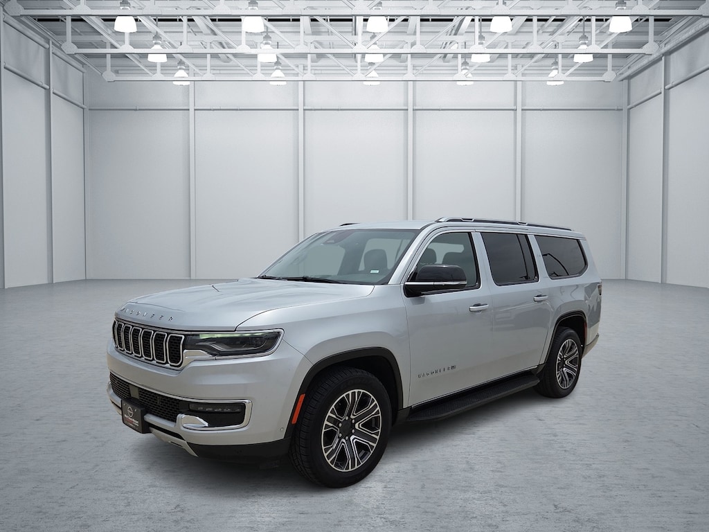Used 2024 Jeep Wagoneer L Series II 4x2